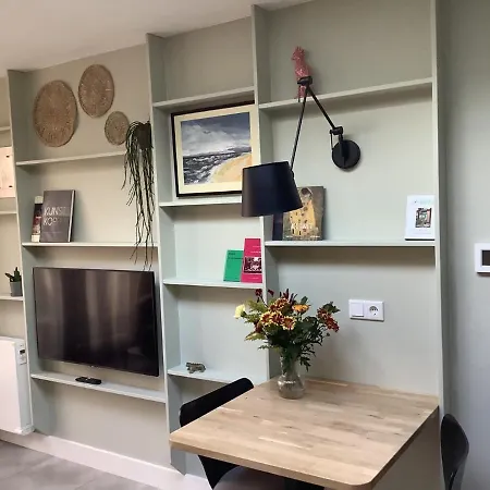 בית נופש Atelier Zonnehoek *