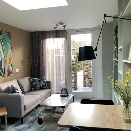 Atelier Zonnehoek * ברחן